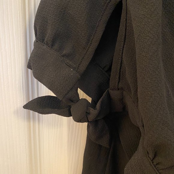 Modcloth Ideal Discovery Short Sleeve Blouse in Black in 2X - Picture 6 of 6